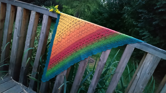 Jesienna zaduma - Pani Jesień Chusty bawełna/akryl, Jesienna zaduma 15 Jesienna zaduma - Pani Jesień Chusty bawełna/akryl, Jesienna zaduma 12 - Szydełko Pani Myszy