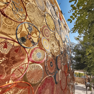 "SZTUKA ULICZNA PAFOS W SZYDEŁKOWEJ ODSŁONIE" Wokół szydełka Pasja 2 "SZTUKA ULICZNA PAFOS W SZYDEŁKOWEJ ODSŁONIE" Wokół szydełka Pasja 2 - Szydełko Pani Myszy