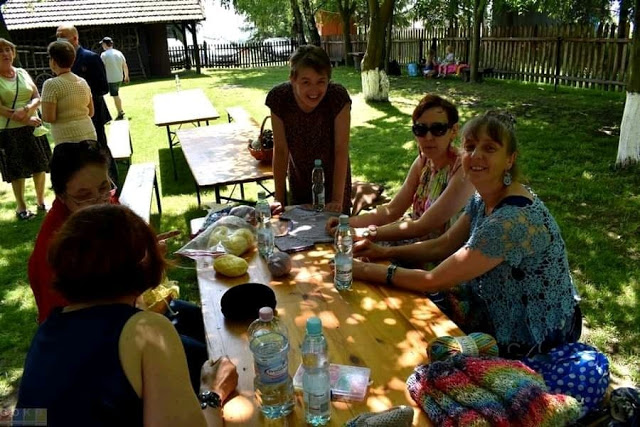 Światowy Dzień Dziergania w Miejscach Publicznych 2020 - Markowa. Wokół szydełka Pasja 3 Światowy Dzień Dziergania w Miejscach Publicznych 2020 - Markowa. Wokół szydełka Pasja 3 - Szydełko Pani Myszy