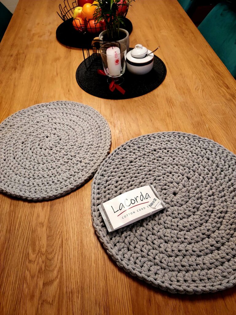 * Podkładki dnia szarości * Podkładki bawełna, Szaraki, Sznurkowe dziergadła 5 * Podkładki dnia szarości * Podkładki bawełna, Szaraki, Sznurkowe dziergadła 5 - Szydełko Pani Myszy