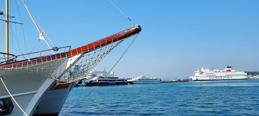 * Turkusowo-szmaragdowy komplet - Open Sea * Zestaw, Czapki, opaski, Szale akryl, Niebieskie migdały, wełna i ... 8 * Turkusowo-szmaragdowy komplet - Open Sea * Zestaw, Czapki, opaski, Szale akryl, Niebieskie migdały, wełna i ... 8 - Szydełko Pani Myszy