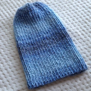 Czapka „beanie na niebiesko” Czapka „beanie na niebiesko” - Szydełko Pani Myszy 2