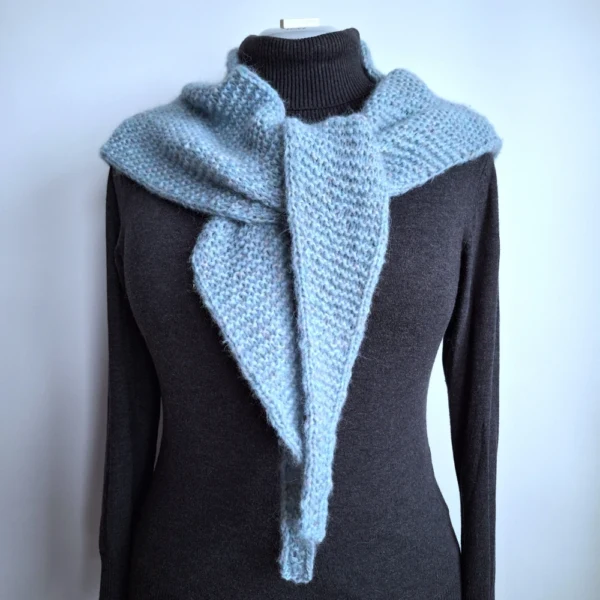 Szaliczek dzianinowy „Cantaloupe Shawl” – morska zieleń Szaliczek dzianinowy „Cantaloupe Shawl” – morska zieleń - Szydełko Pani Myszy 5